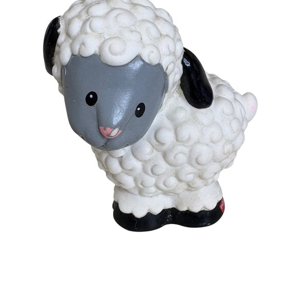 Vintage FisherPrice 1997 Sheep Lamb Toy Replacement Figure Farm Nativity US WEAR - Picture 3 of 13